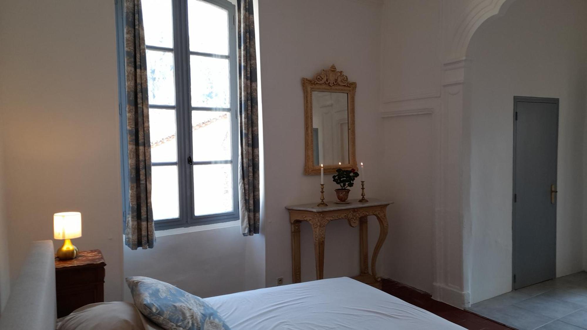 La Tour De Pezene Bed & Breakfast อ็องดูซ ห้อง รูปภาพ